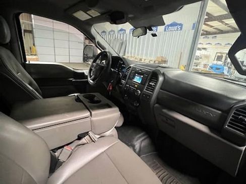Used 2019 Ford F350 XL w/ Power Equipment Group image 8