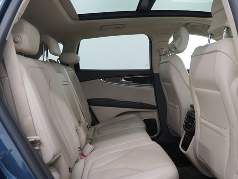 Used 2019 Lincoln Nautilus Reserve AWD/4WD image 15