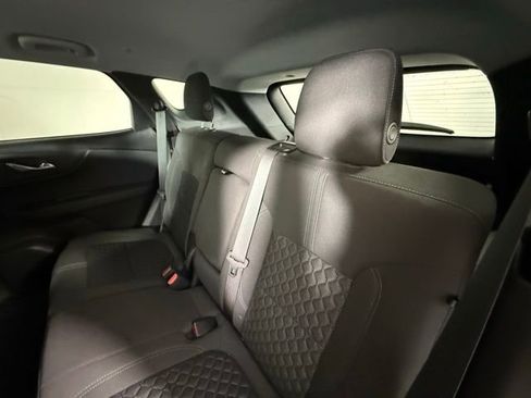 Used 2020 Chevrolet Blazer LT image 32