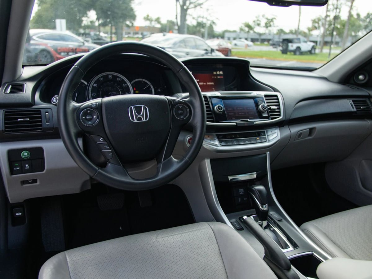 Used 2013 Honda Accord EX-L image 16