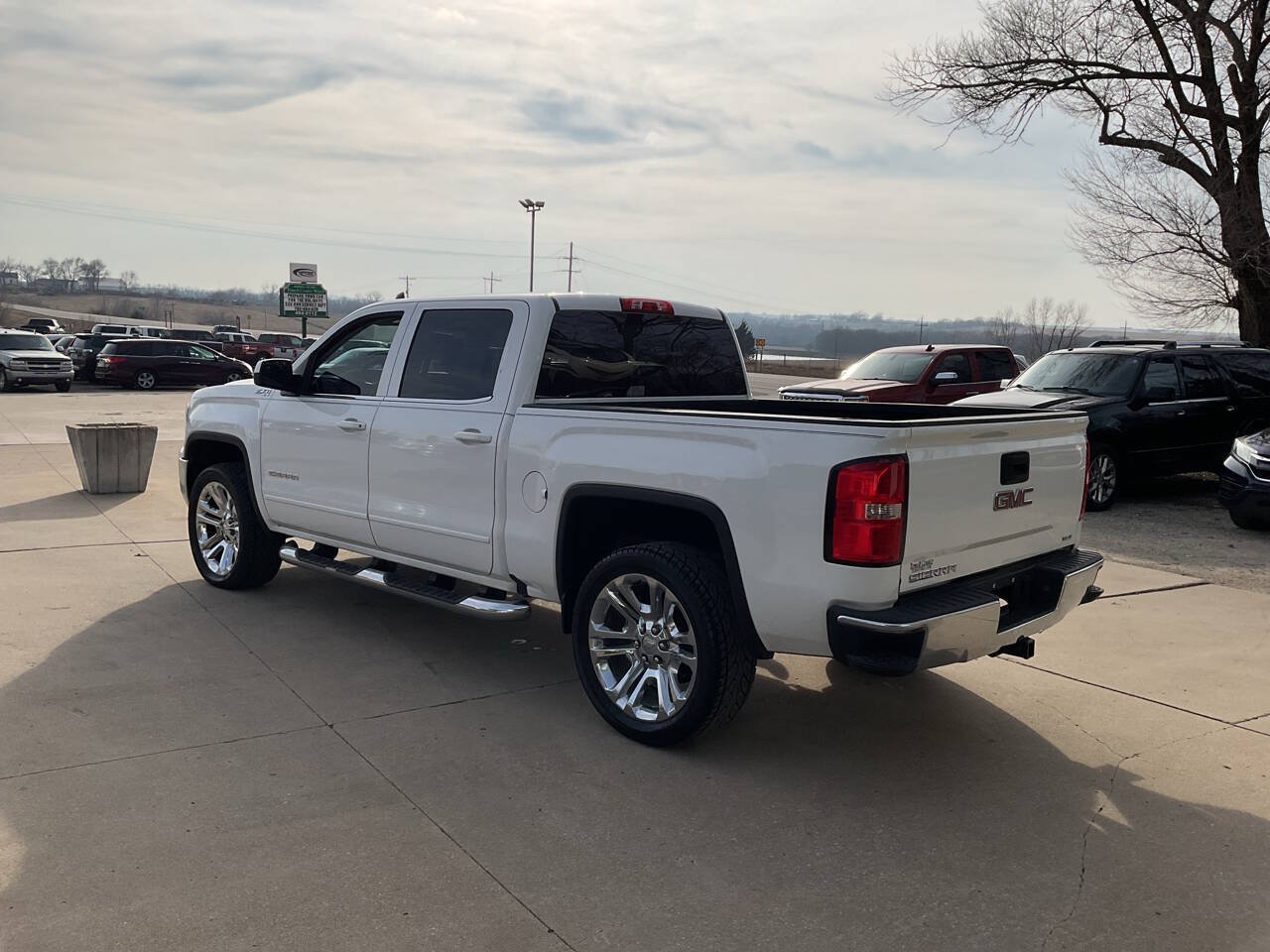 Used 2016 GMC Sierra 1500 SLE w/ SLE Value Package AWD/4WD image 7