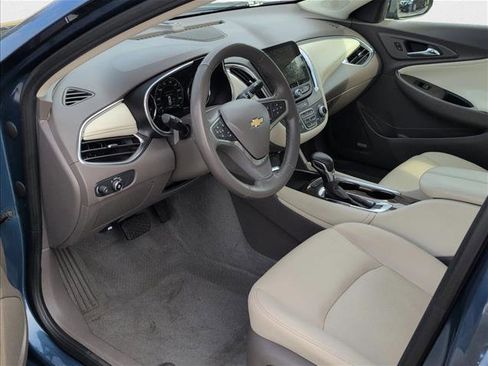 Used 2024 Chevrolet Malibu LT image 11
