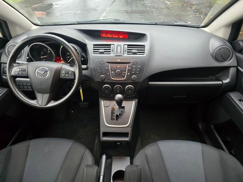 Used 2015 MAZDA MAZDA5 Sport image 16
