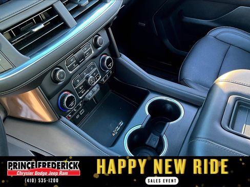 Used 2024 Chevrolet Suburban High Country w/ Advanced Technology Package image 15