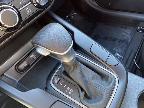 New 2025 Kia Soul LX w/ LX Technology Package image 20