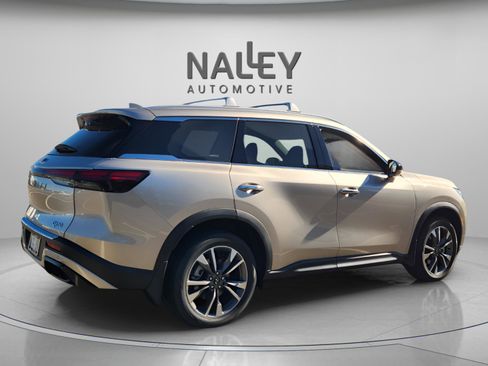 Certified 2025 INFINITI QX60 Luxe w/ Vision Package image 5