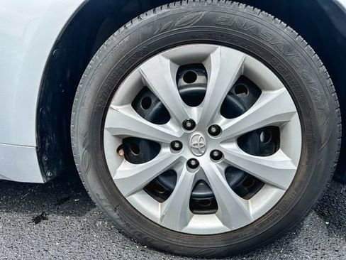 Used 2024 Toyota Corolla LE FWD image 11