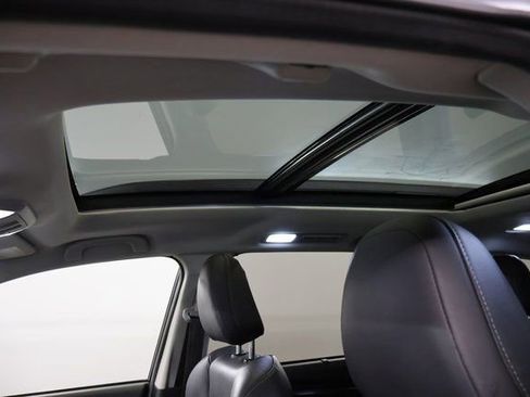 Used 2022 Subaru Ascent Touring image 15