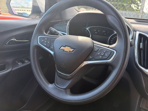 Used 2020 Chevrolet Equinox LT AWD/4WD image 13