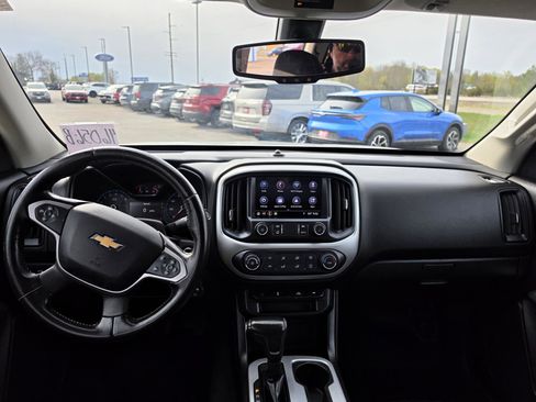 Used 2019 Chevrolet Colorado LT w/ LT Convenience Package AWD/4WD image 7
