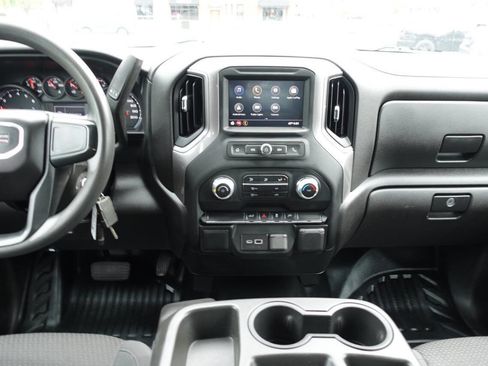 Used 2022 GMC Sierra 2500 Pro w/ Convenience Package AWD/4WD image 41
