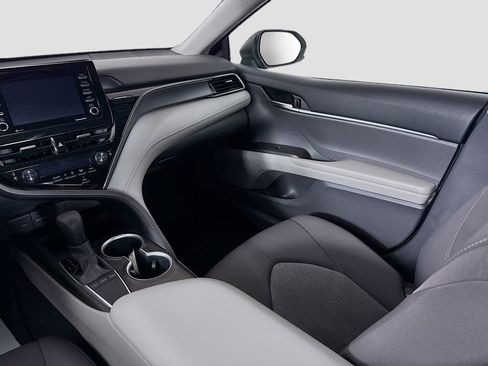 Certified 2023 Toyota Camry LE FWD image 16