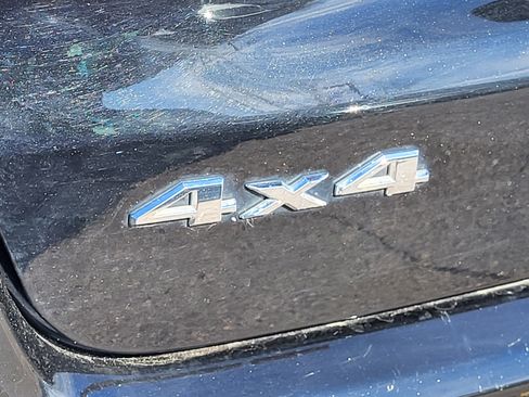 Used 2018 Jeep Compass Limited image 12