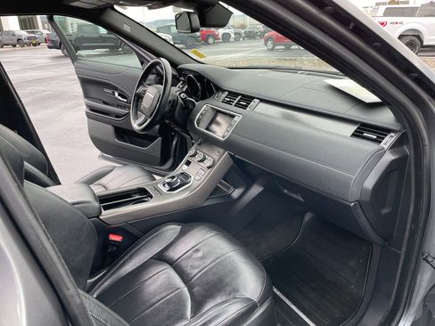 Used 2018 Land Rover Range Rover Evoque Landmark Edition image 16
