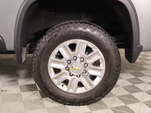 Used 2025 Chevrolet Silverado 2500 High Country w/ High Country Premium Package AWD/4WD image 19