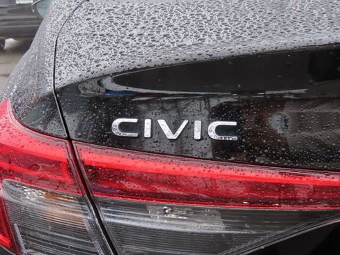 Certified 2023 Honda Civic Touring image 7