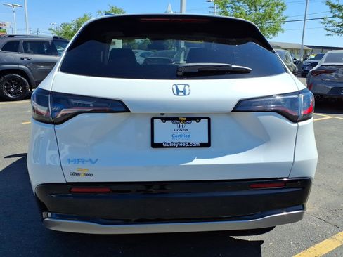 Certified 2024 Honda HR-V EX-L image 11