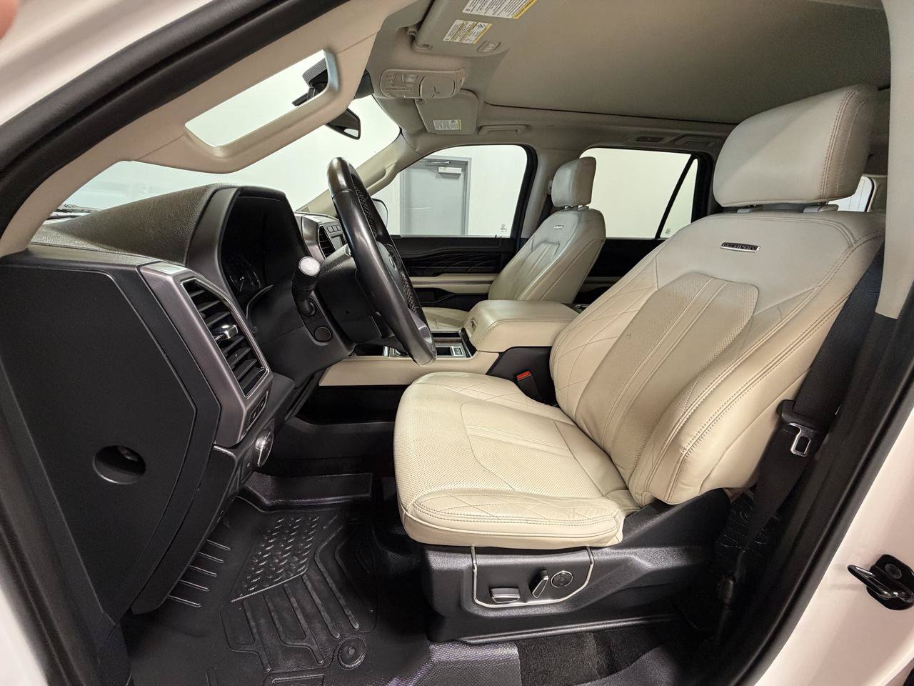 Used 2019 Ford Expedition Platinum RWD image 23
