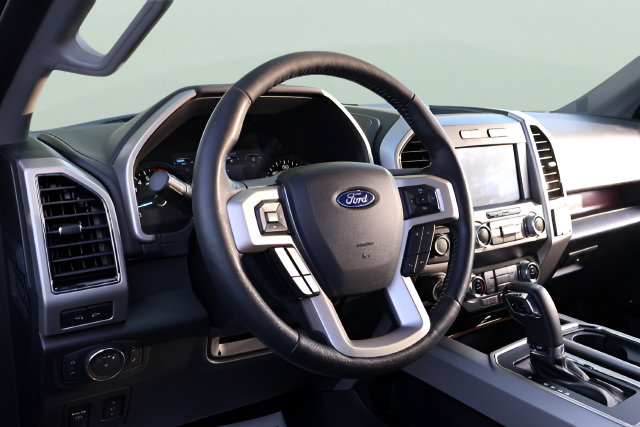 Used 2019 Ford F150 Lariat w/ Equipment Group 502A Luxury AWD/4WD image 13