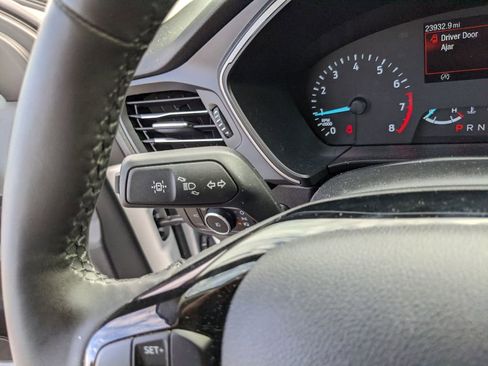 Certified 2022 Ford Escape SEL image 30