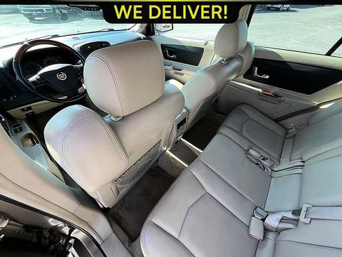Used 2004 Cadillac SRX w/ Preferred Equipment Group AWD/4WD image 15