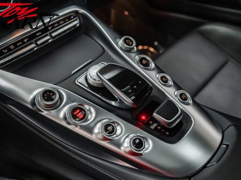 Used 2017 Mercedes-Benz AMG GT Coupe image 39