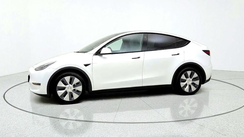 Used 2023 Tesla Model Y Long Range AWD/4WD image 8