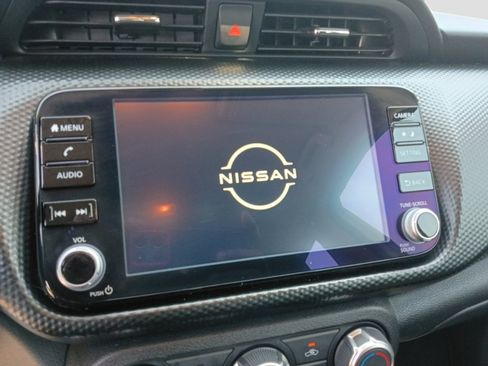 Used 2023 Nissan Kicks SV FWD image 17