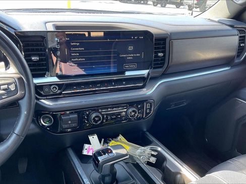 Used 2024 Chevrolet Silverado 1500 High Country image 6