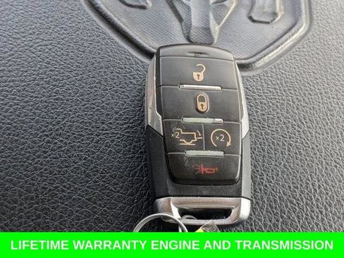 Used 2021 RAM 1500 Laramie AWD/4WD image 33