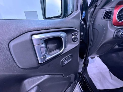 Used 2023 Jeep Gladiator Rubicon w/ LED Lighting Group AWD/4WD image 12