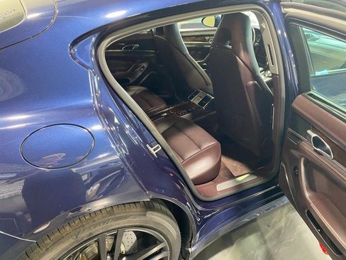 Used 2014 Porsche Panamera S RWD image 16