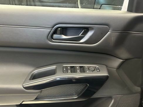 New 2026 Nissan Pathfinder SV AWD/4WD image 21