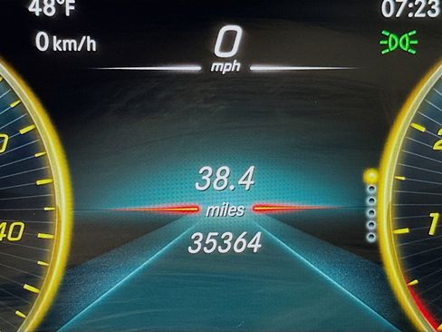 Used 2022 Mercedes-Benz GLC 300 GLC 300 w/ Premium Package Lite image 19