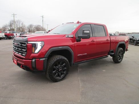 Used 2024 GMC Sierra 2500 AT4 w/ AT4 Premium Plus Package image 11