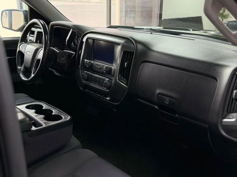 Used 2017 Chevrolet Silverado 1500 LT w/ LT Convenience Package image 13