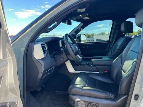 Used 2024 Toyota Sequoia Platinum AWD/4WD image 29