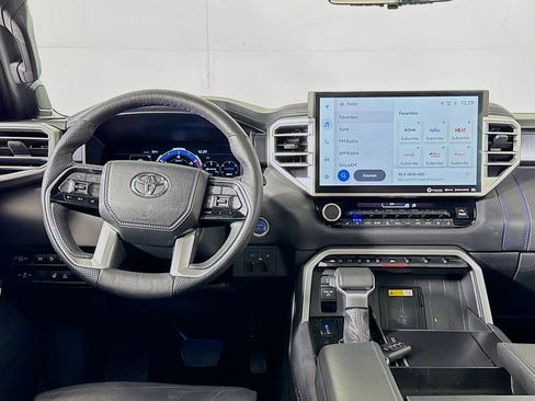 Used 2024 Toyota Sequoia Platinum AWD/4WD image 15