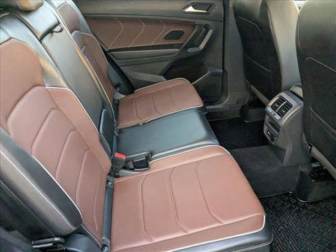 Used 2022 Volkswagen Tiguan SEL R-Line image 21
