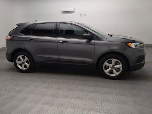 Used 2021 Ford Edge SE FWD image 11