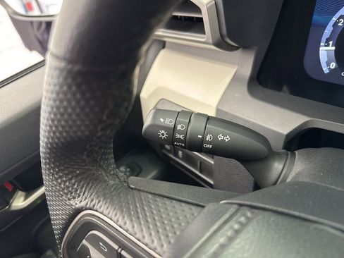 Used 2024 Toyota Tacoma TRD Sport AWD/4WD image 21
