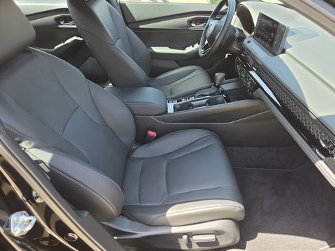 Certified 2025 Honda Accord Sport image 15