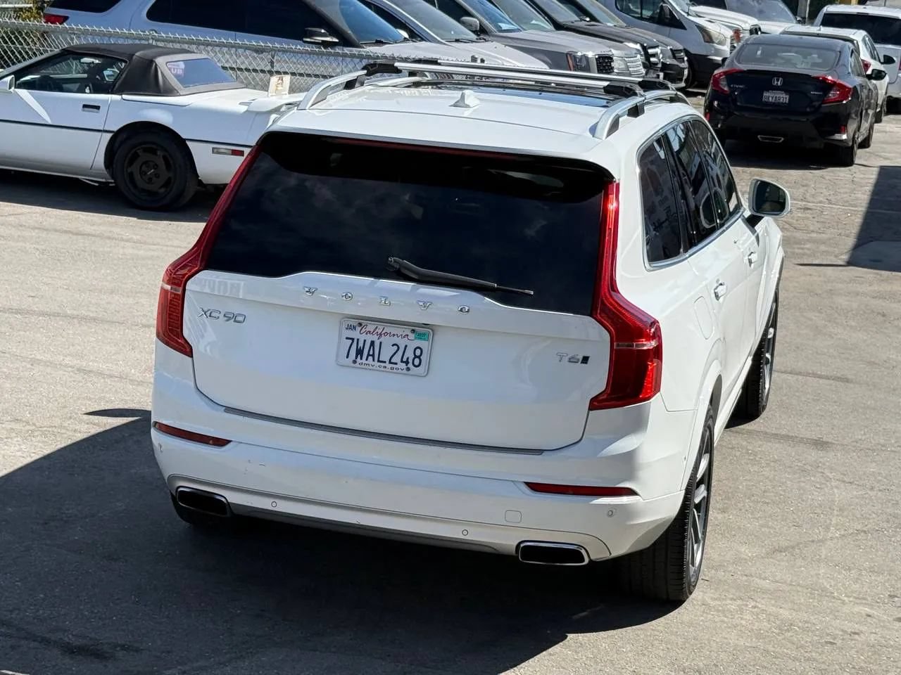 Used 2017 Volvo XC90 T6 Momentum w/ Vision Package AWD/4WD image 23