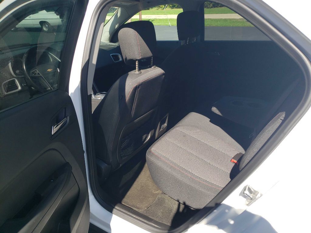 Used 2017 Chevrolet Equinox LT w/ Convenience Package AWD/4WD image 19