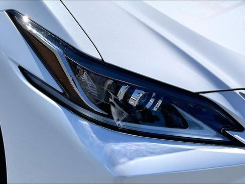 Certified 2024 Lexus ES 350 w/ Premium Package FWD image 26