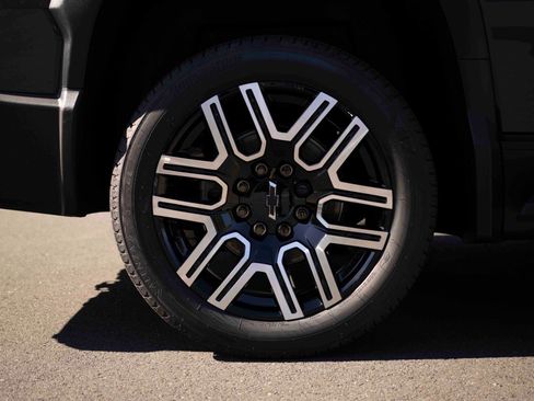 New 2026 Chevrolet Silverado EV LT w/ Plus Package image 12