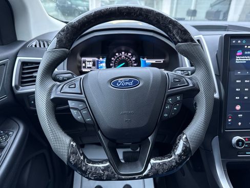 Certified 2022 Ford Edge SE w/ Black Appearance Package image 14