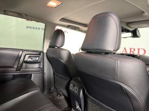Used 2023 Toyota 4Runner TRD Off-Road Premium w/ Moonroof Package AWD/4WD image 19