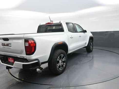 Used 2024 GMC Canyon AT4 w/ AT4 Premium Package image 16