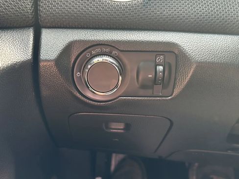 Used 2014 Chevrolet Cruze LT w/ Technology Package FWD image 31